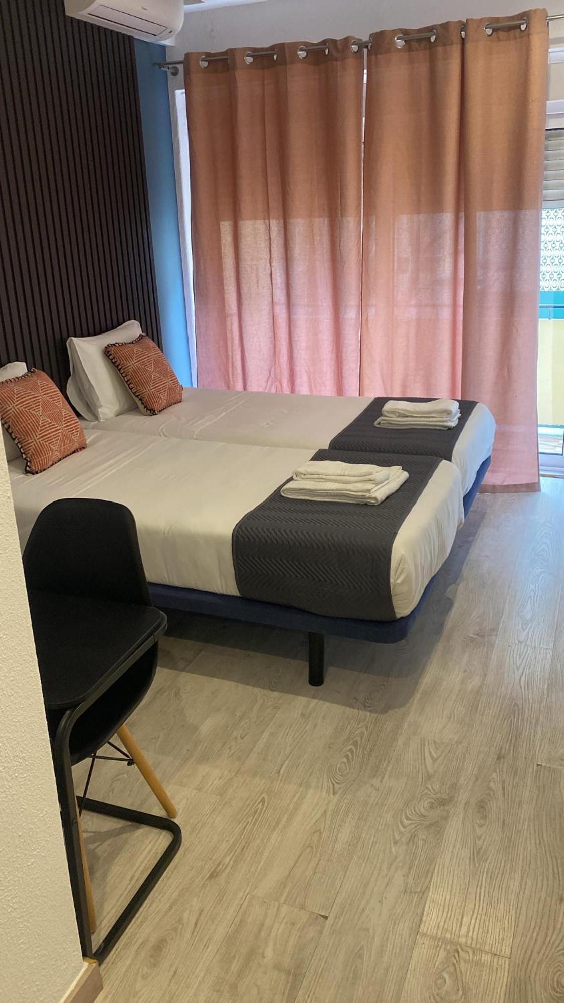 Residencia Paris Hotel