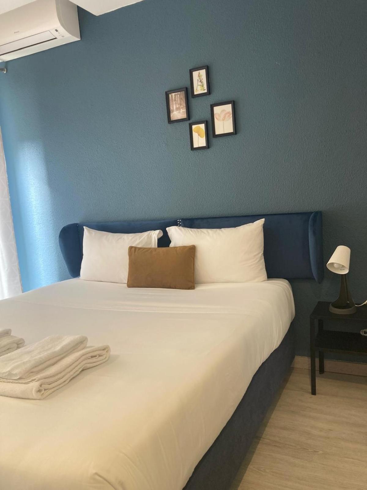 Residencia Paris Hotel